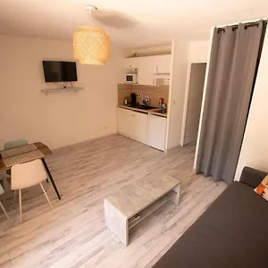 Le Petit Pyrénéen - Centre; Terrasse; Parking Appartement