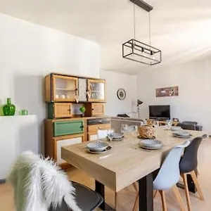 Maison De Avec Garage Et Terrasse Appartement