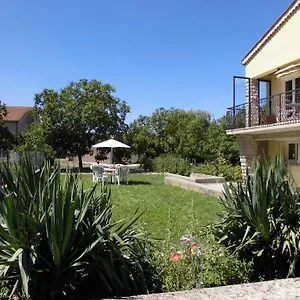  Hébergement de vacances Le Bouquet France